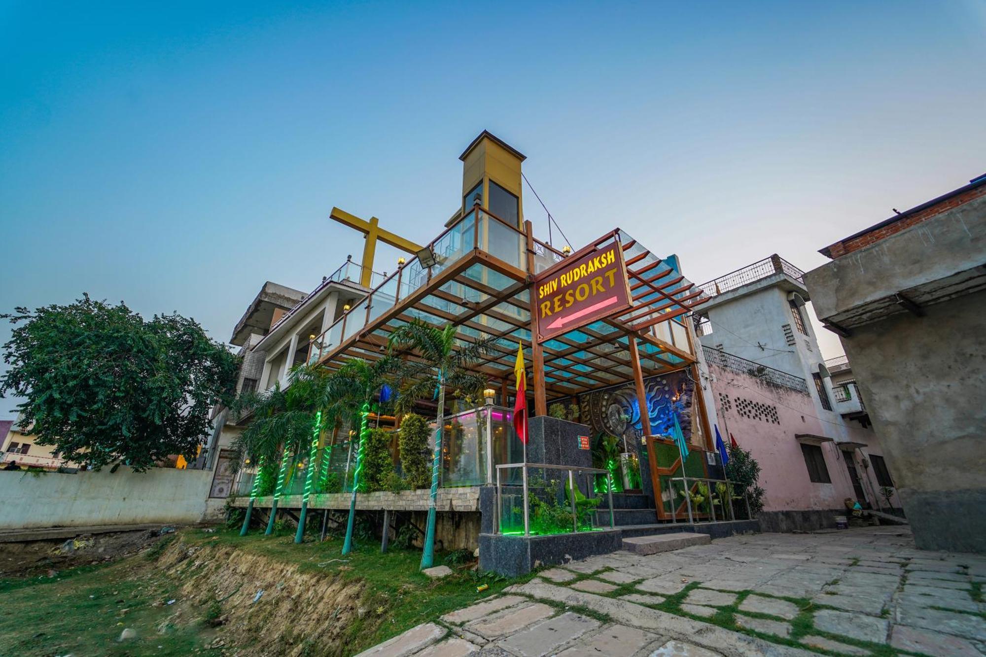 Shiv Rudraksh Resort, Near Assi Ghat Hotel