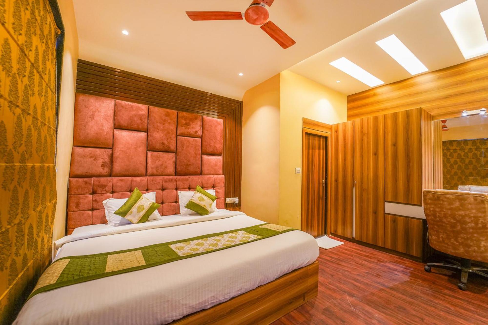 Shiv Rudraksh Resort, Near Assi Ghat Hotel Varanasi